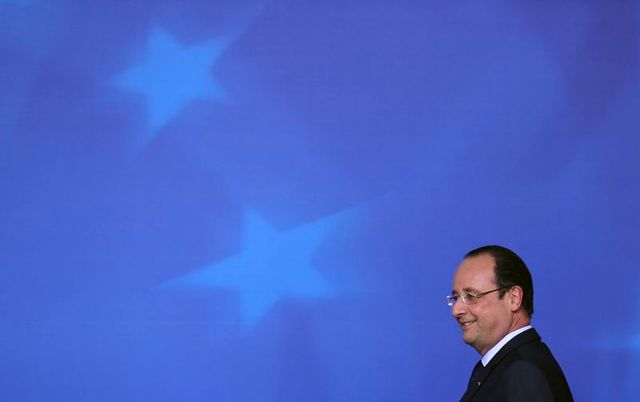 la cote de confiance de françois hollande chute à 16%