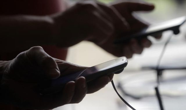 free propose de louer des smartphones