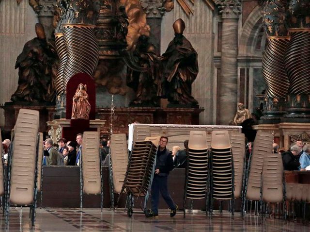 préparatifs et derniers débats à la veille de l'ouverture du conclave au vatican