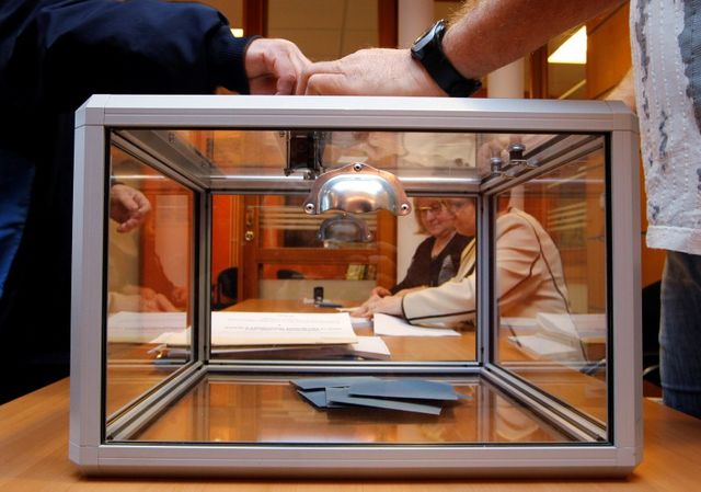 grenoble suscite la convoitise des écologistes et de la droite