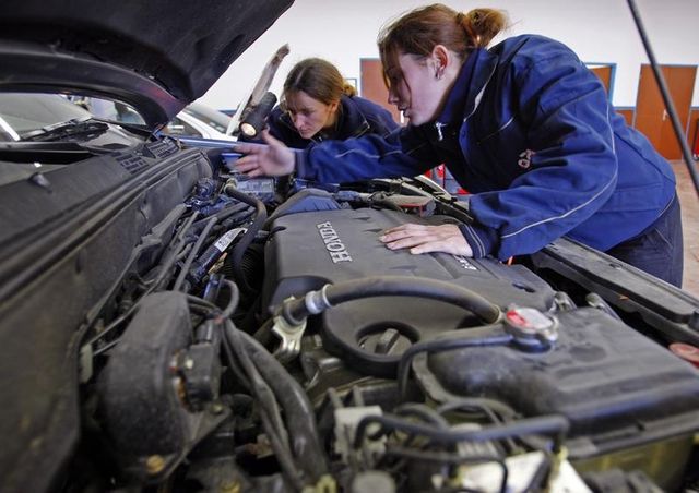 le travail des femmes n'est toujours pas légitime en france