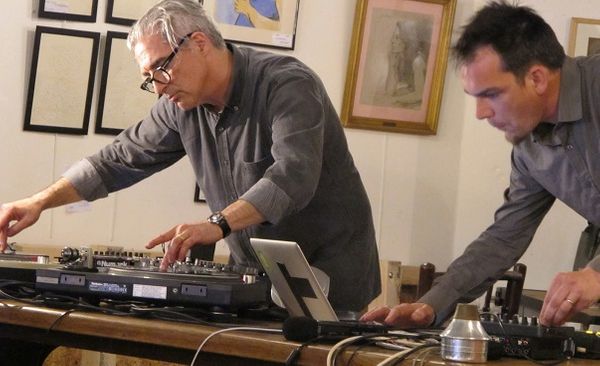 Lou Mallozzi et Vincent Raude @ Béàj Café, Brest © Sandra Binion