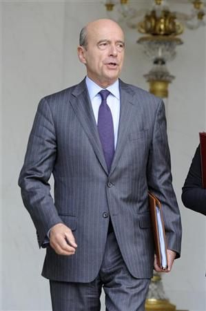 alain juppé dit que l'opération de l'otan en libye est finie