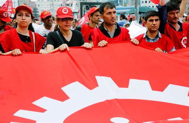 les syndicats se joignent à la contestation en turquie