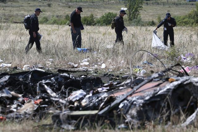 les experts sur le site du crash du vol mh17