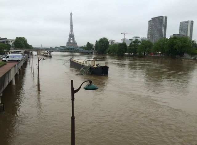 A Paris, la Seine devrait commencer sa décrue