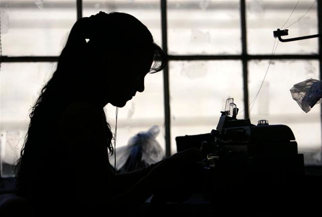 françois hollande annonce 33.000 emplois d'avenir déjà signés en france