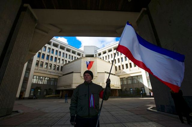 la crimée va adopter le rouble
