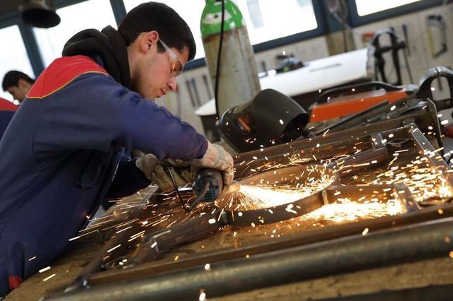 le parlement adopte le projet de loi sur la formation professionnelle