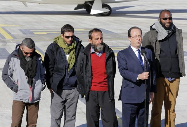 la réserve et la barbe des ex-otages gênent marine le pen
