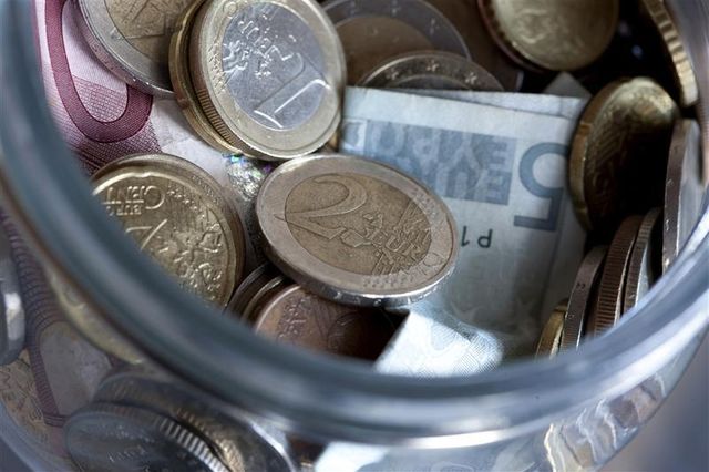 le taux du livret a, attendu en baisse, devrait être annoncé jeudi