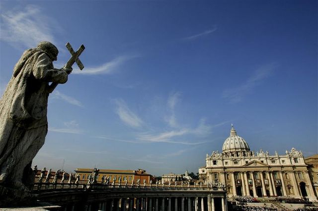 le majordome du pape arrêté dans l'affaire "vatileaks"