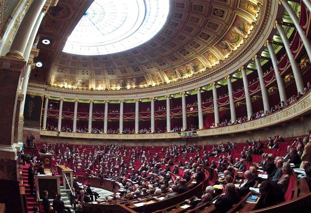 fin de l'examen du projet de loi sur le mariage homosexuel à l'assemblée