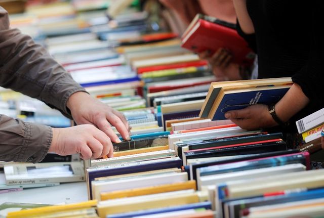 la loi "anti-amazon" sur le prix des livres définitivement adoptée
