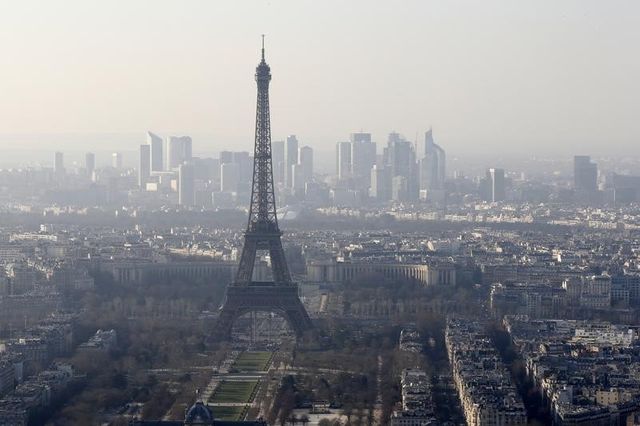 l'ocde voit le déficit de la france tout proche de 3% en 2015