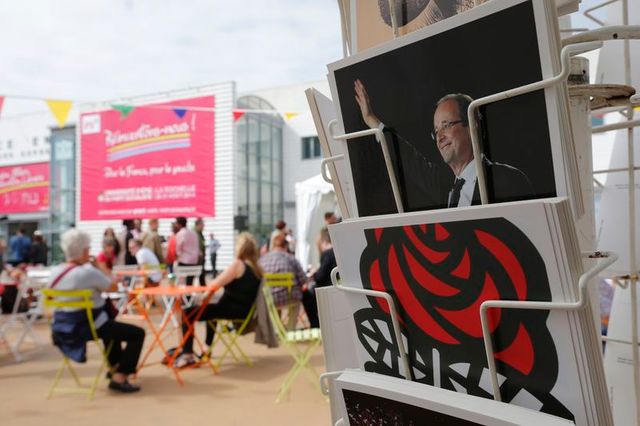 le ps divisé se retrouve à la rochelle