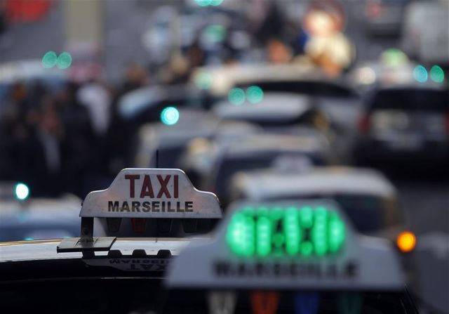 la grève des taxis très suivie