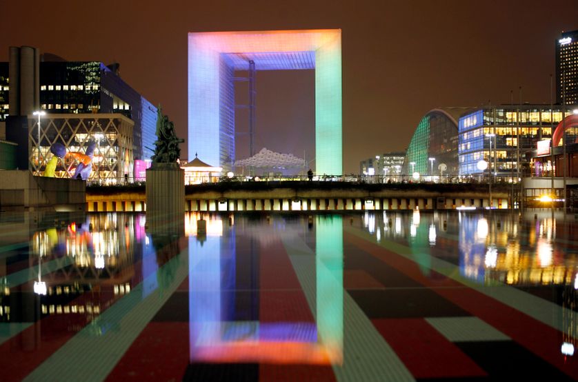 La Grande Arche de la Défense fut inaugurée le 14 juillet 1989
