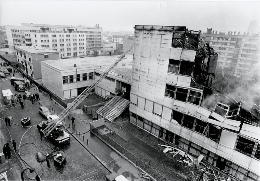 06/02/1973 Collège Edouard Pailleron (1834-1899) detruit par un incendie criminel le 6 fevrier 1973