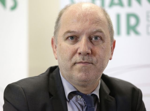 Un mois après la révélation de l'affaire, les témoignages se multiplient contre Denis Baupin.