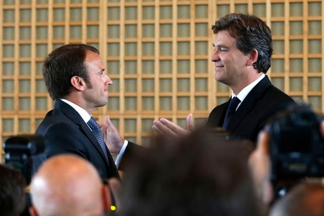 emmanuel macron veut rassembler et restaurer la confiance