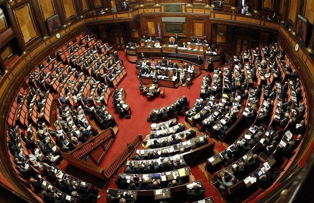 semaine décisive pour le gouvernement italien d'enrico letta