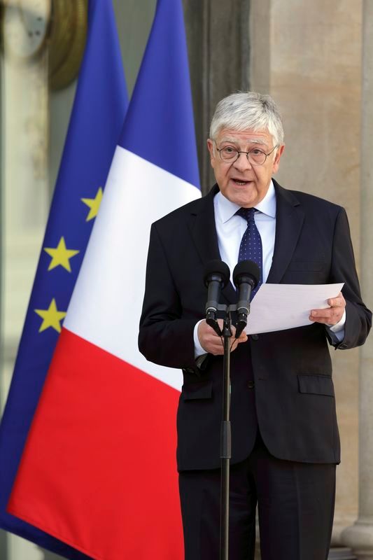 le gouvernement de manuel valls compte 16 ministres