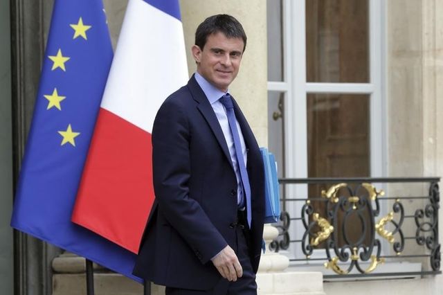manuel valls s'efforce de sauver la conférence sociale