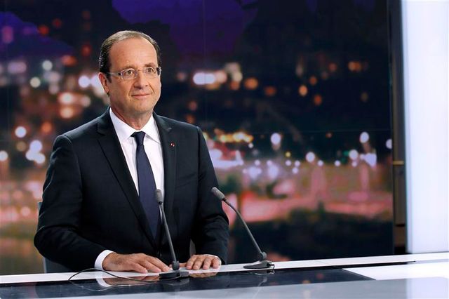 françois hollande souhaite une majorité large à l'issue des législatives
