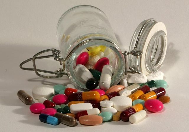 marisol touraine contre la vente de médicaments en grande surface