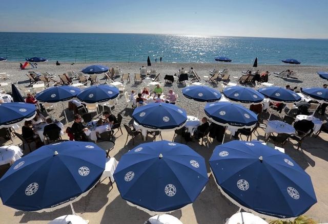 les français seront plus économes en vacances