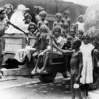 Enfants d'une mission aborigène, membres de la "Génération Volée"
