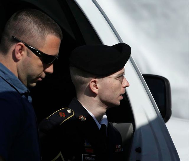 bradley manning non coupable d'intelligence avec l'ennemi