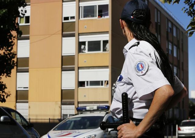 le fn espère tirer un bénéfice de l’insécurité à marseille lors des municipales