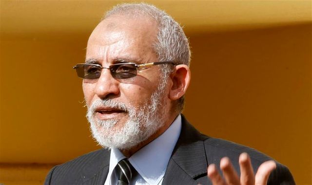 le leader des frères musulmans mohamed badie aurait été victime d'une crise cardiaque en prison