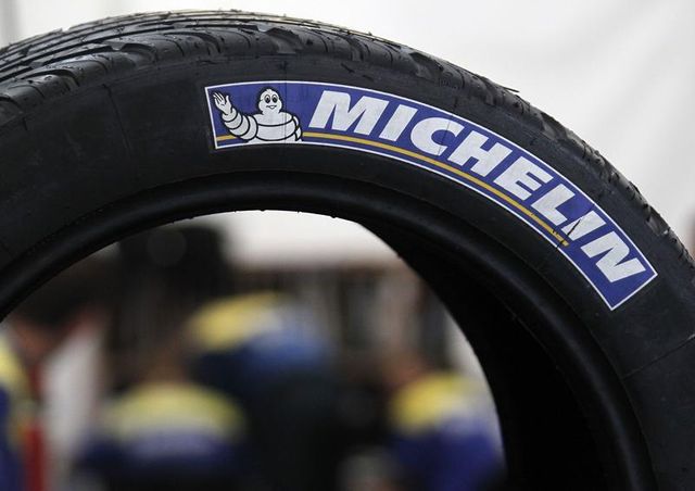 michel sapin ne veut voir aucun salarié michelin à pôle emploi