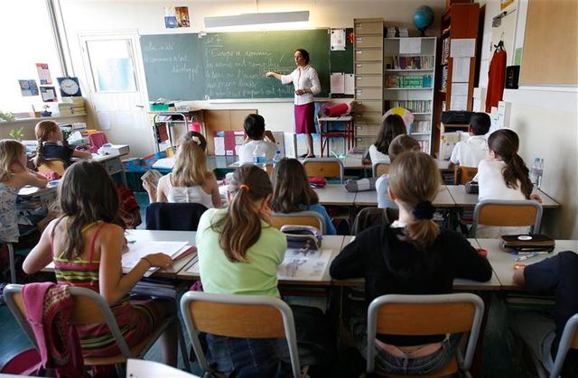 vincent peillon exclut de passer en force sur la réforme de l'école