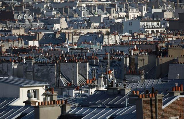 les crédits immobiliers en légère hausse en février