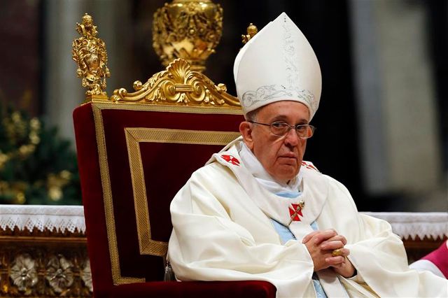 le pape françois lance un appel à la paix