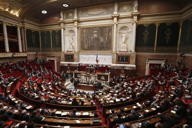 pour françois fillon, une dissolution de l’assemblée est "plausible" mais pas souhaitable