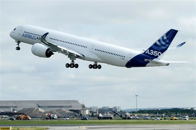 l’a350 prend son envol