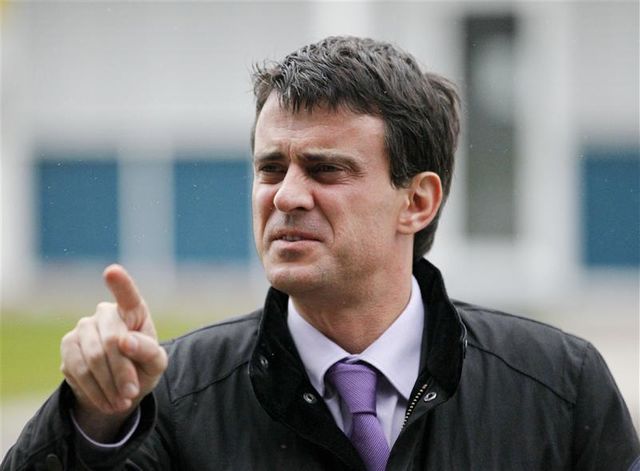 manuel valls estime que françois bayrou ne sera pas au deuxième tour pour 2012
