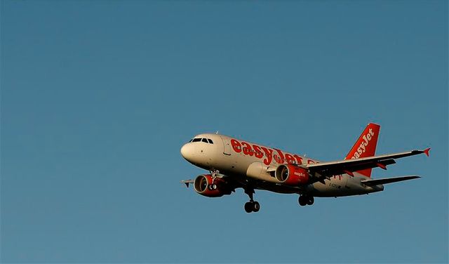 les pilotes d'easyjet appelle à la grève en france dimanche