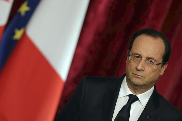 polémique autour de la boutade de françois hollande sur la sécurité en algérie