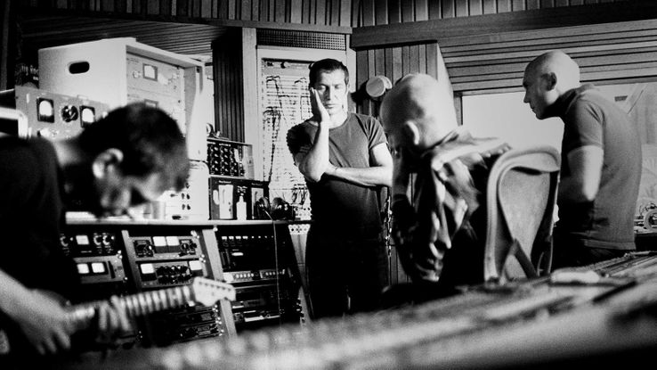 Miossec (au centre) en studio à Bruxelles en 2005.