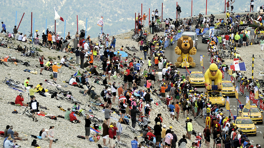 Ambiance sur le mont Ventoux à l'arrivée, le 14 juillet 2013.
