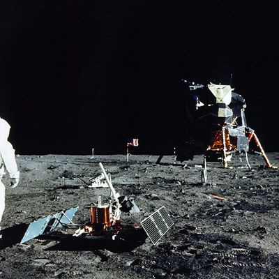 Edwin E. Aldrin Jr et modules lunaires lors de l'expédition Apollo 11