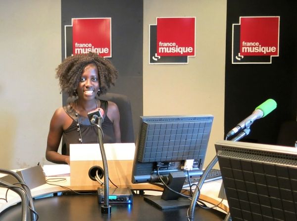 France Musique, Studio 151... Odile Sambe-de-Ricaud, productrice qui anime Objectif sieste en août 2016 ©Annick Haumier-Radio France