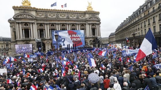 Rassemblement annuel des militants du Front National à Paris le 1er mai en l'honneur de Jeanne D'Arc ©AFP - THOMAS SAMSON