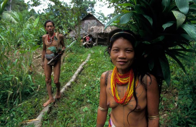 Femme et homme Mentawai